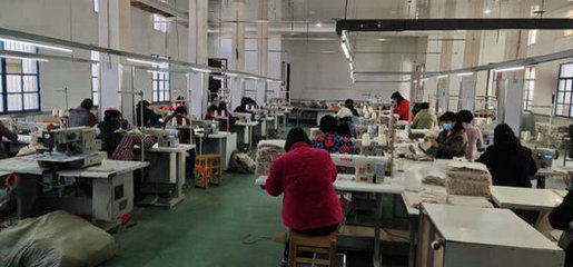 平頂山魯山縣倉頭鄉:“箱包加工”讓群眾家門口就業