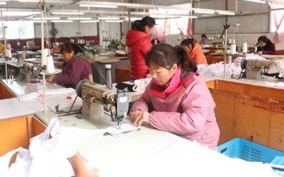 銅陵文明網(wǎng):胥壩鄉(xiāng)實施“鳳還巢”工程 讓女村民實現(xiàn)家門口就業(yè)