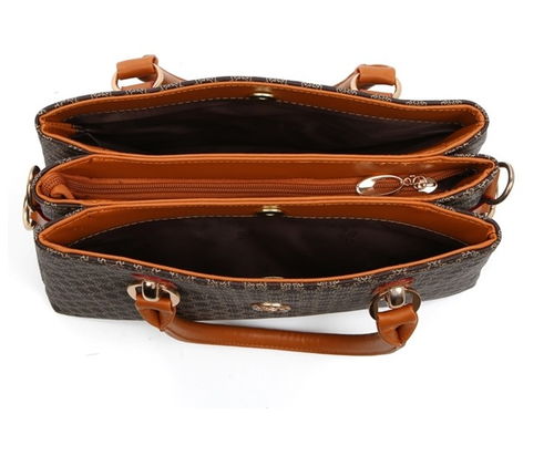 本人想做包包加工,正在進(jìn)行設(shè)備采購(gòu) 加工方向有了 就是下面的包包,求指教