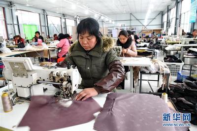 河北阜平:多措并舉 合力攻堅(jiān)“甩窮帽”